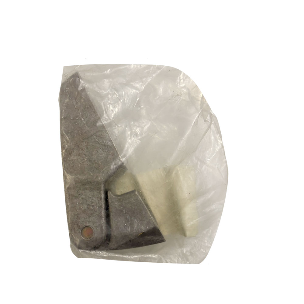 Right Hand Windscreen Hinge MXC7846